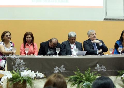 França anuncia contribuição de R$ 1 milhão a refugiados venezuelanos em Manaus