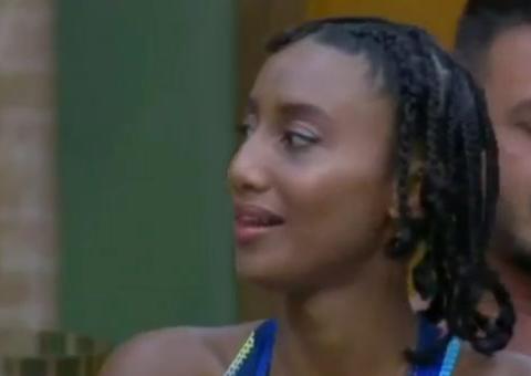 Funcionário demitido por racismo em A Fazenda também é negro, diz colunista 