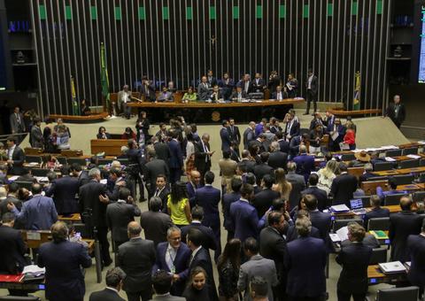 Câmara aprova MP que altera regras de saque do FGTS