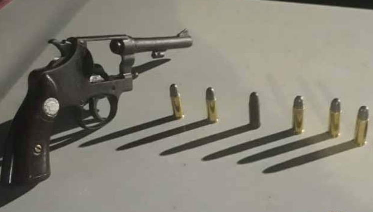 Bêbado e armado, homem é preso ao fugir de posto de combustível sem pagar conta em Manaus