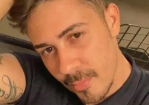 Carlinhos Maia choca ao mostrar dentes naturais durante manutenção de lentes