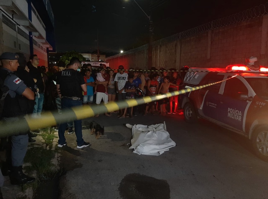 Suspeito de arrastão morre e outro fica ferido após serem baleados por justiceiro em Manaus