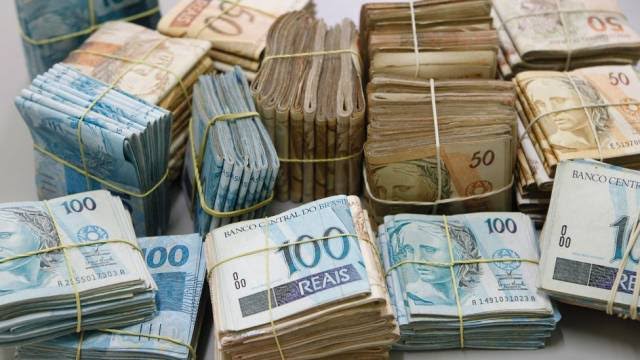 Em Manaus, homens invadem escritório de contabilidade e roubam mais de R$ 19 mil