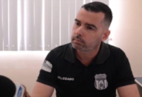 No Amazonas, homem é preso suspeito de invadir casa e torturar jovem na frente da família