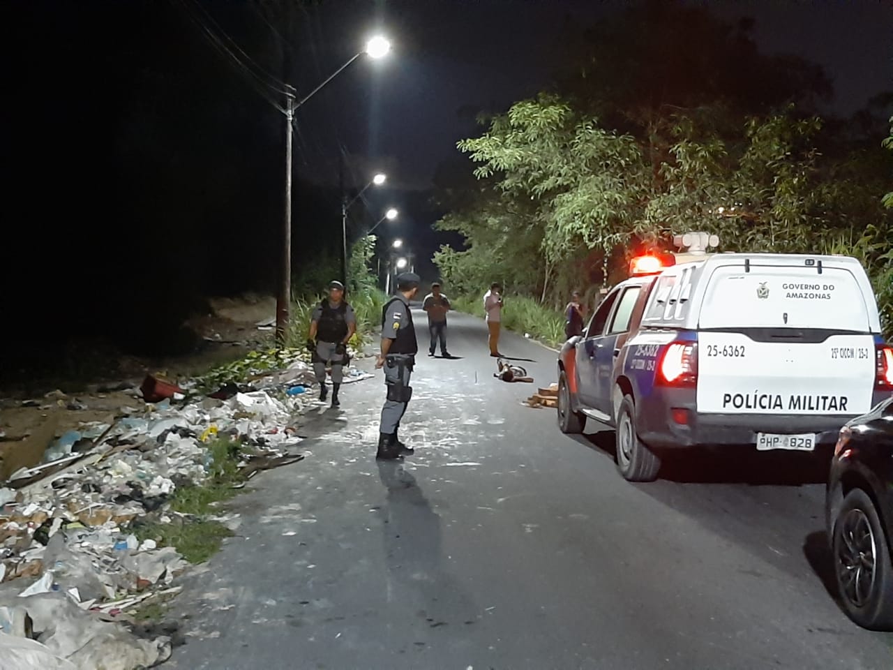 Com marca de estrangulamento, corpo de adolescente é desovado em rua de Manaus