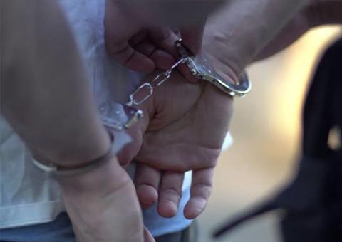 Foragido por assassinato, homem é preso passeando em área vermelha de Manaus