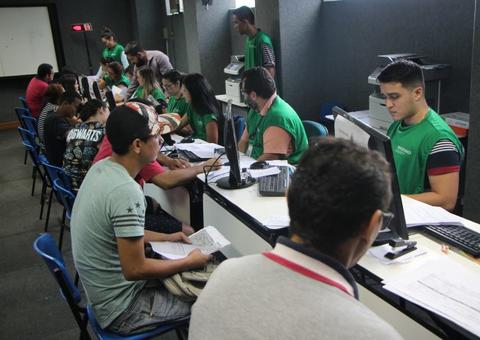 Bolsa Universidade convoca 100 beneficiários para prestação de serviços em Manaus