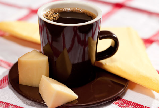 Confira cinco alimentos que nunca deve comer quando está com muita fome