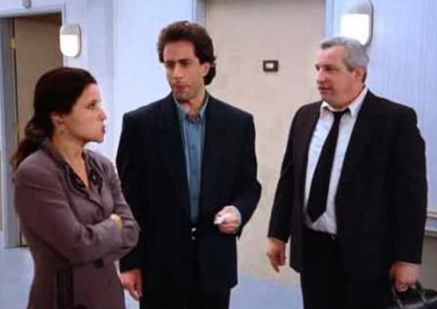 Corpo do ator de Seinfeld foi parcialmente comido por abutres 