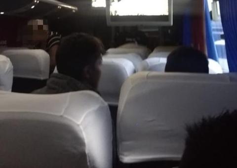 Infiltrado entre turistas, grupo armado agride vítimas e rouba mais de R$ 150 mil em Manaus