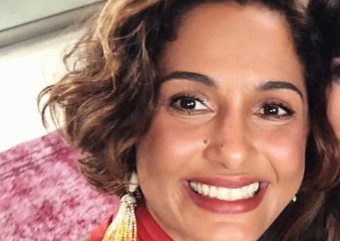 Camila Pitanga confirma namoro com artesã; veja foto da moça 