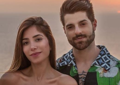  Aos 7 meses de gravidez, Romana Novais surpreende ao exibir barriga 