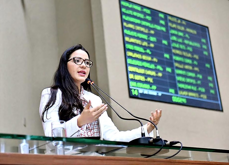 Assembleia e Governo trabalham juntos para solucionar problema dos enfermeiros e técnicos terceirizados