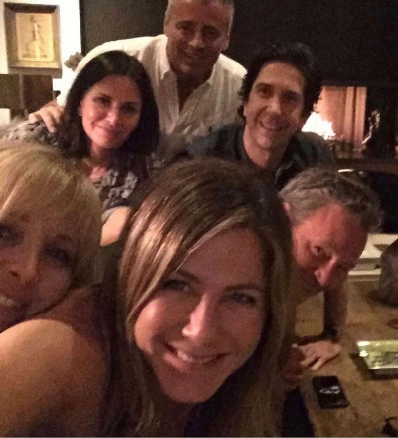 Friends pode ganhar episódio especial com elenco reunido