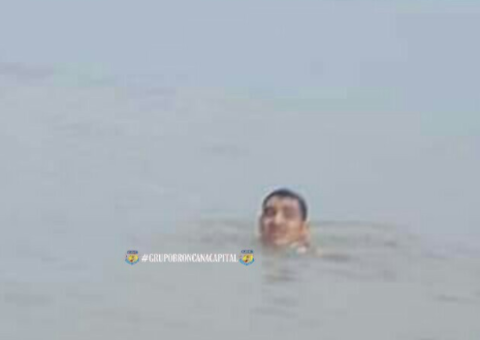 Para evitar prisão, suspeito de furtar barco se joga no rio e quase morre no Amazonas