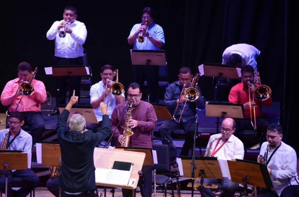 Pop internacional inspira novo concerto gratuito da Amazonas Band