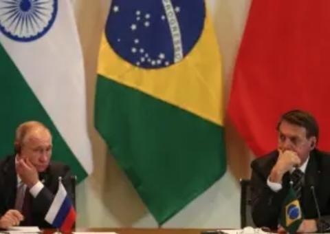 Putin promete a Bolsonaro acelerar derrubada de embargos à carne brasileira