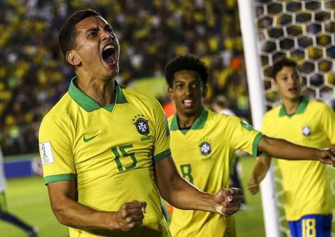 De virada, Brasil derrota França e vai à final do Mundial Sub-17