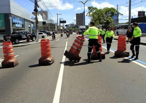Avenidas são interditadas para obras nesse feriado em Manaus