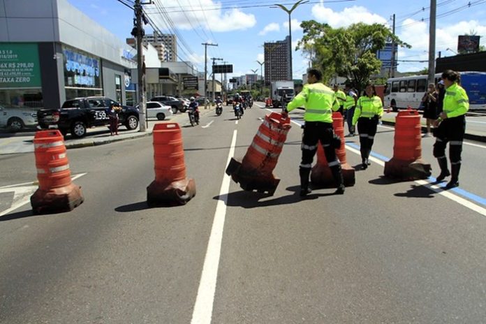 Avenidas são interditadas para obras nesse feriado em Manaus
