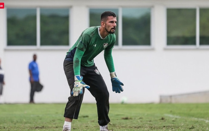 Fluminense define o goleiro titular para jogo contra Atlético-MG