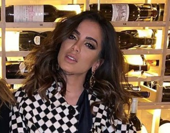 Leo Dias revela motivo real de Anitta querer deixar o Brasil