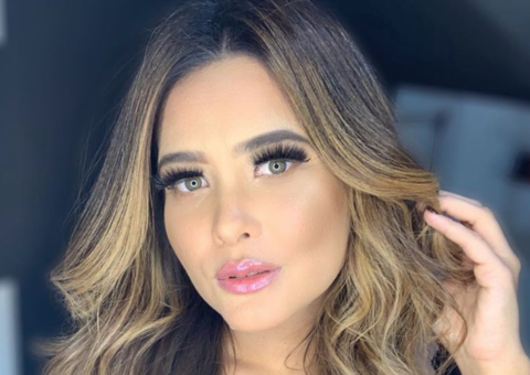 Geisy Arruda perde seguidores após foto de fetiche sexual e desabafa: 'Ignorância'