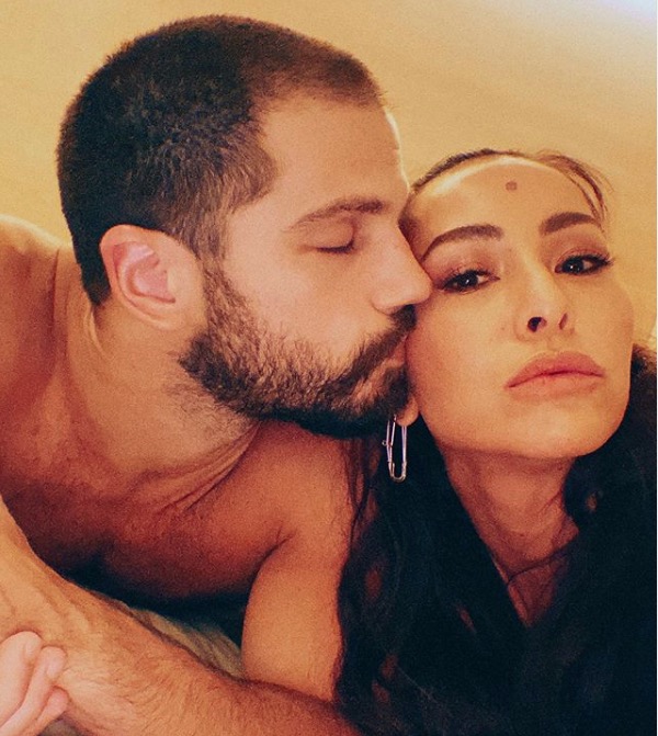 Sabrina Sato abre jogo sobre sexo após maternidade: ‘Não dá vontade nem de bater uma’