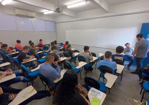 Candidatos a residência jurídica na DPE Amazonas fazem prova no domingo