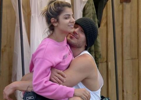 A Fazenda: ’Não vejo a hora de beijar seus outros lábios’, diz Lucas para Hariany