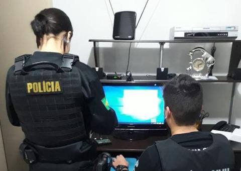 Em Manaus, operação da PF detém dois homens com pornografia infantil