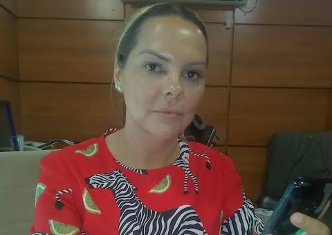 Porto interditado, aeroporto sem voos e serviço público precário em Parintins