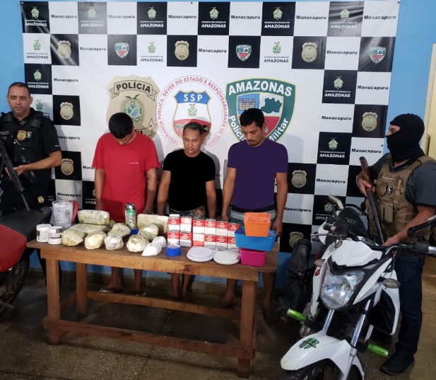 Trio é preso por tráfico com 10 quilos de drogas no Amazonas