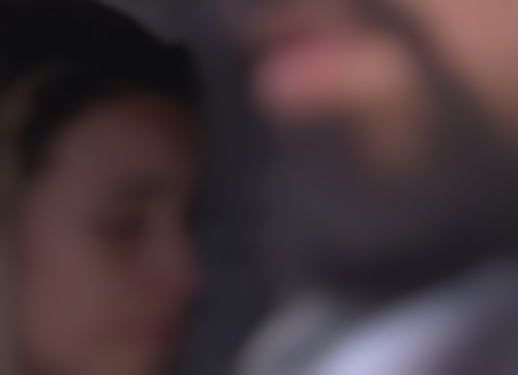 Mãe tenta matar filho de 3 anos com travesseiro no rosto