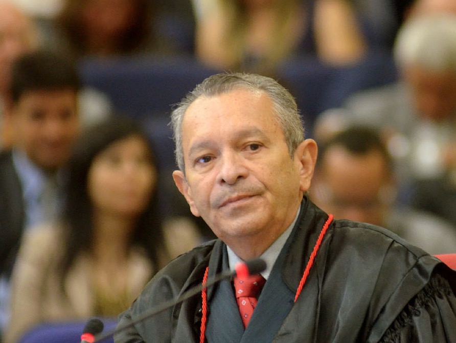 Justiça ouve Rafael Romano sobre caso de estupro da neta em Manaus 