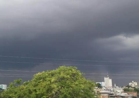 Especialistas alertam para riscos de temporais neste fim de semana no Amazonas
