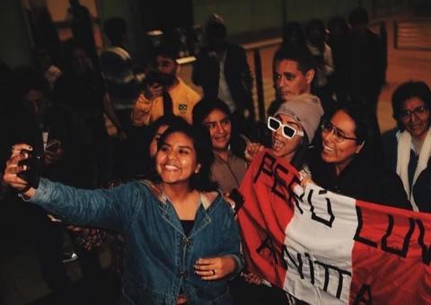 Botafoguense, Anitta chega a Lima para Final da Libertadores: ‘Vou torcer pelo Flamengo’