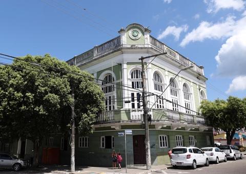 Teatro Gebes Medeiros comemora 19 anos com programação especial