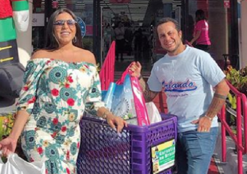 Nos EUA para o nascimento do filho, Thammy e Andressa finalizam enxoval