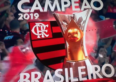 Após Libertadores, Flamengo se consagra campeão brasileiro com derrota do Palmeiras