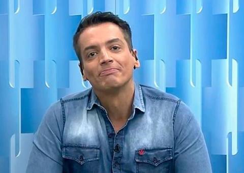Após ser suspenso do ‘Fofocalizando’, Leo Dias pede demissão