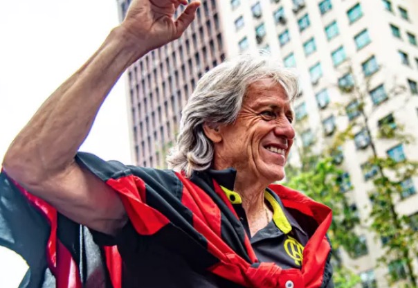 Técnico Jesus sobre Flamengo: Com o tempo paixões podem passar 