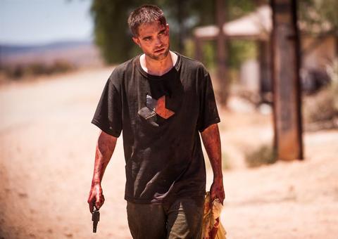 Robert Pattinson está com dificuldades de ganhar massa muscular para viver Batman