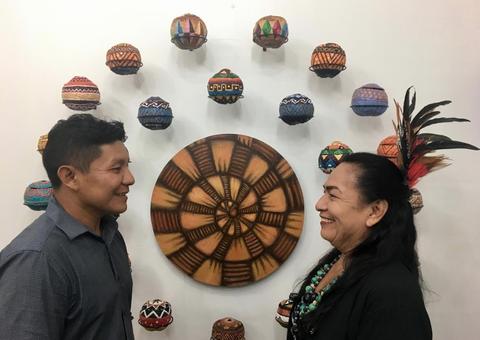 Artistas amazonenses Duhigó e Dhiani Pa’saro participam da exposição VaiVém
