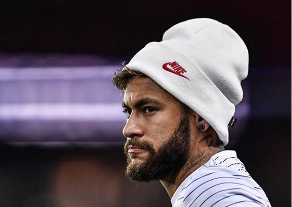 Neymar fica na reserva do PSG e internautas pedem que ele vá para o Flamengo