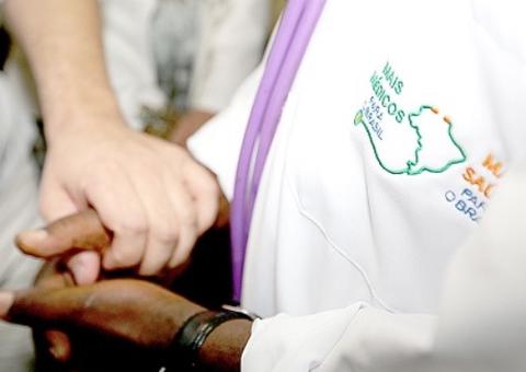 Câmara aprova MP que cria o programa Médicos pelo Brasil