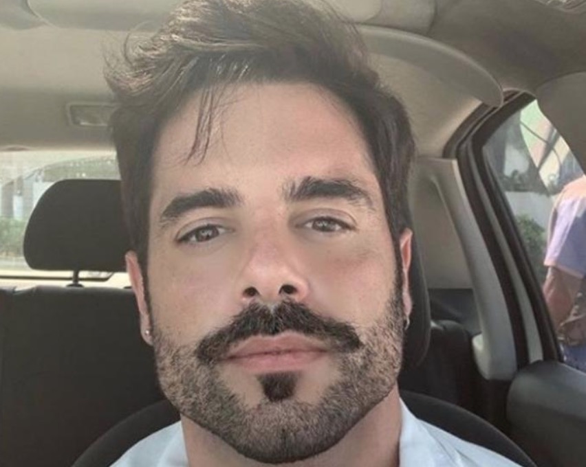 Abel de ‘A Dona do Pedaço’, Pedro Carvalho é casado com advogado saradão 