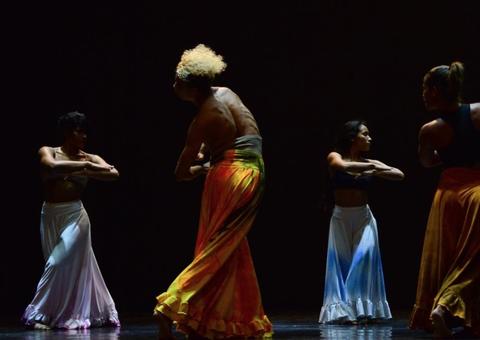 Corpos Artísticos do Estado apresentam 'Balés Brasileiros' no Teatro Amazonas