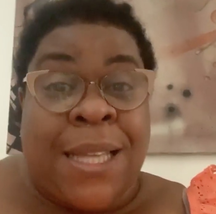 Cacau Protásio chora em desabafo após sofrer racismo de bombeiros