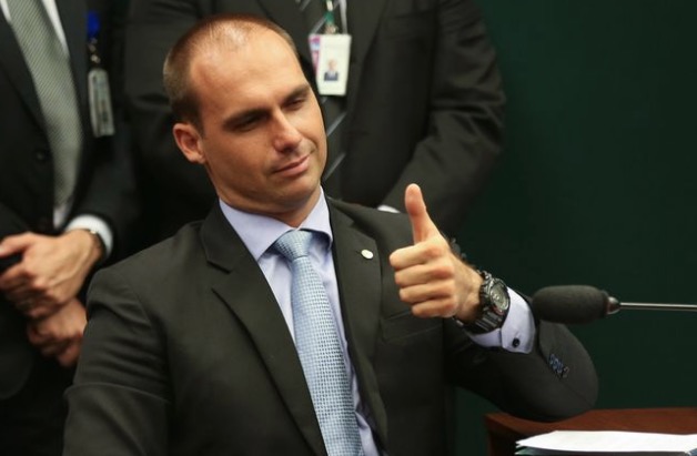 'Não me preocupa', diz Eduardo Bolsonaro sobre punição